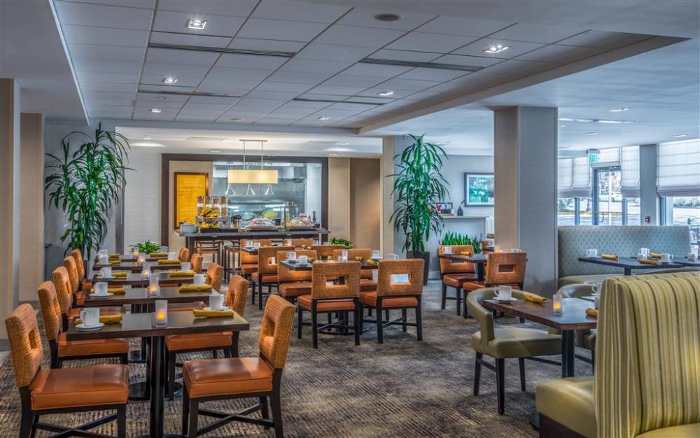 Hilton Garden Inn Reagan National Airport 6