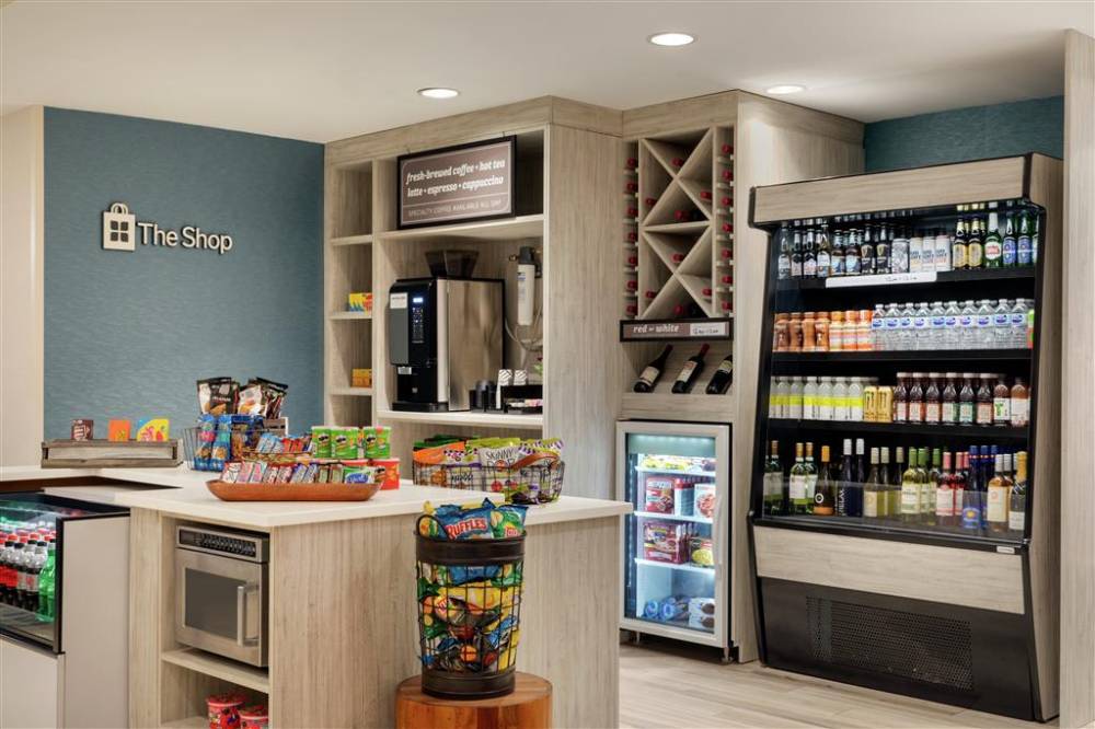 Hilton Garden Inn Troy 8