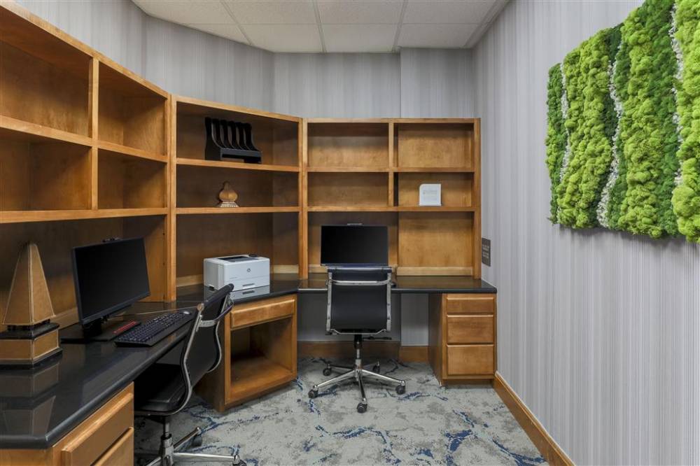 Hilton Garden Inn Tulsa South 7