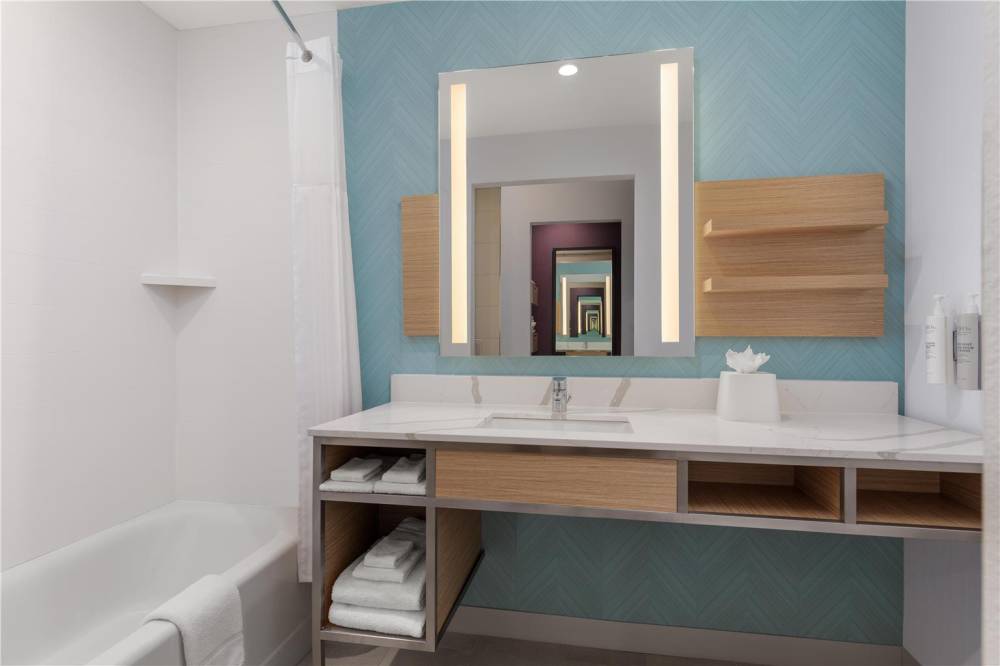 Hilton Garden Inn Wichita Airport 7