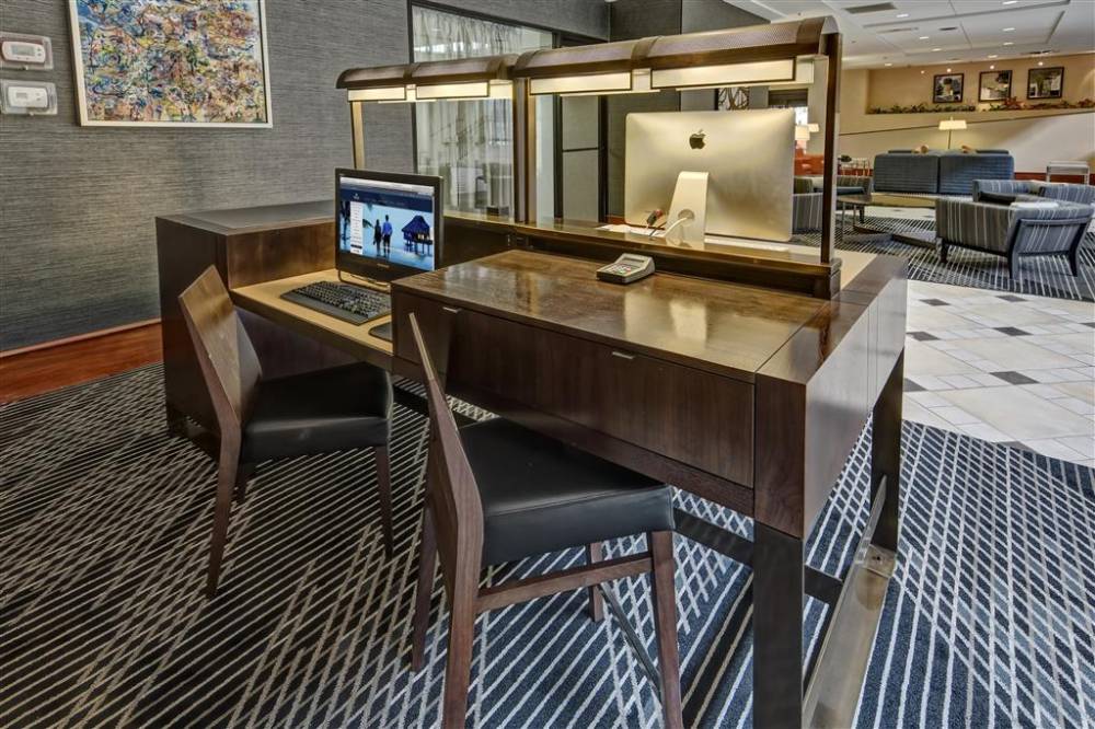 Hilton Knoxville Airport, Tn 6