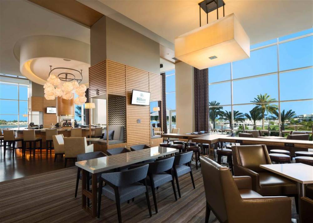 Hilton San Diego Bayfront 3