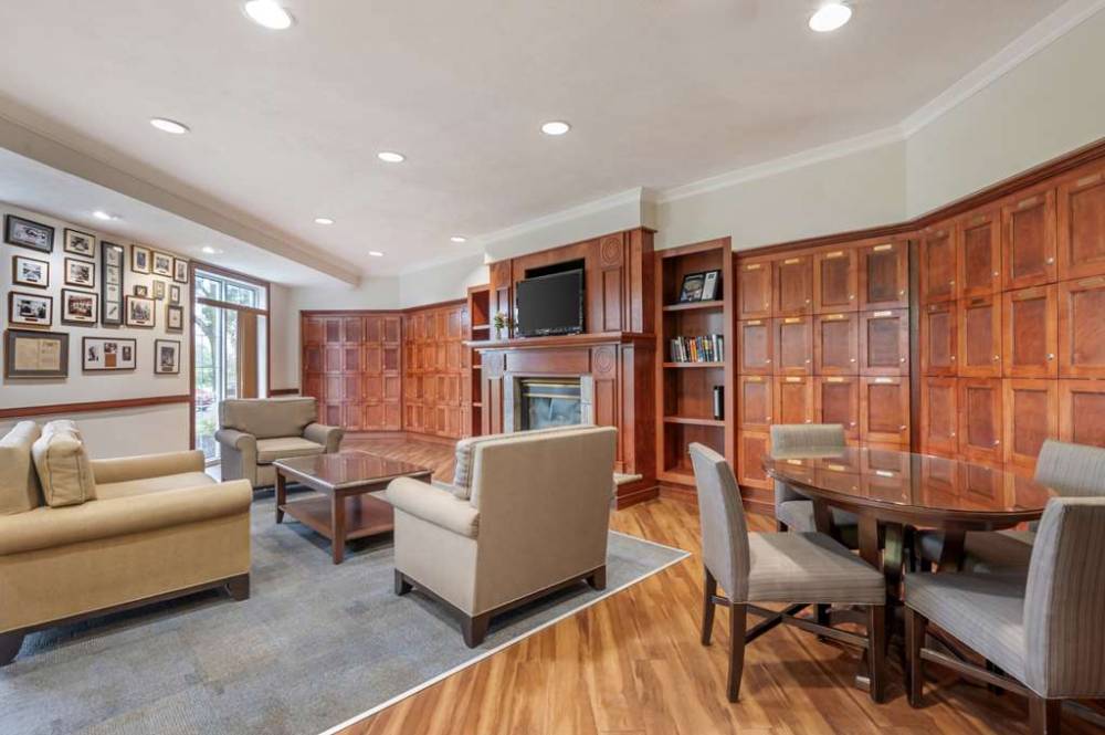Hilton Vacation Club Varsity Club South Bend  In 3