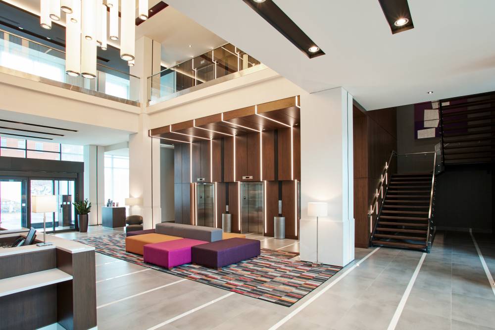 Holiday Inn And Stes Centre-ville Ouest 5