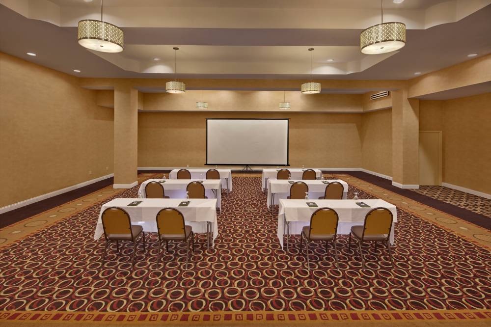 Holiday Inn Baymeadows And 9a 5