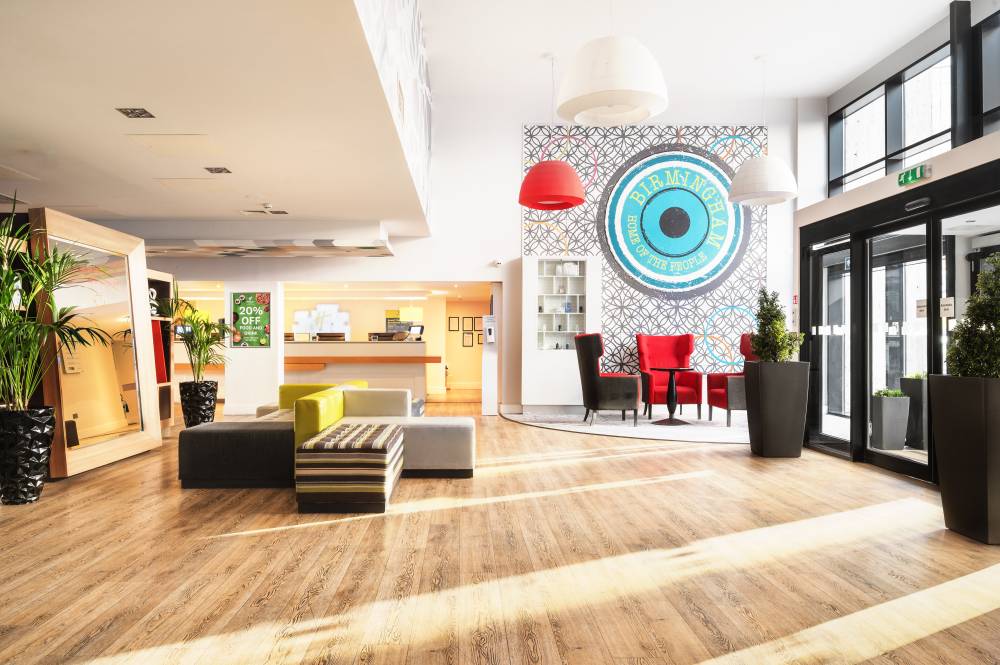 Holiday Inn City Centre 5