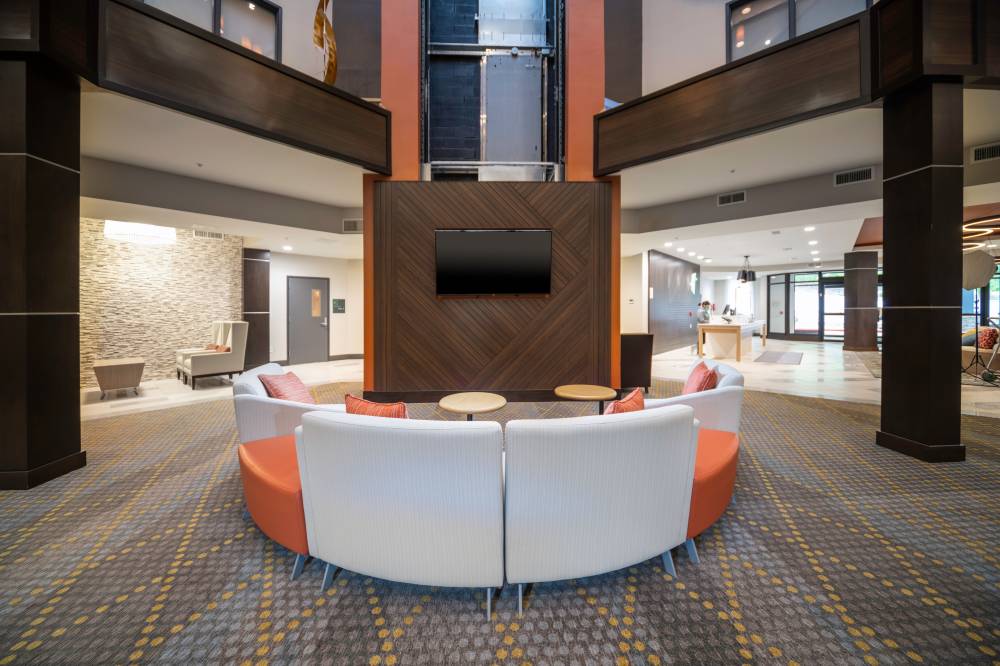 Holiday Inn Creve Coeur 5