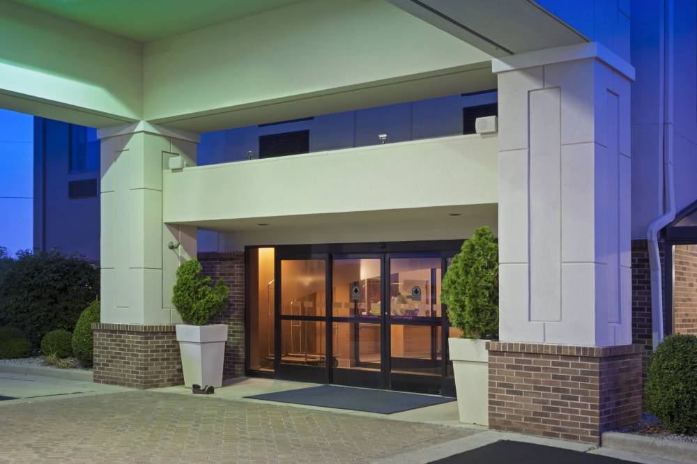 Holiday Inn Ex Stes Brookville 3