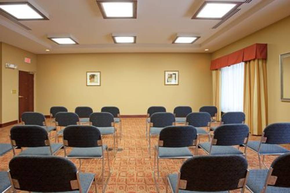 Holiday Inn Exp Amarillo South 4