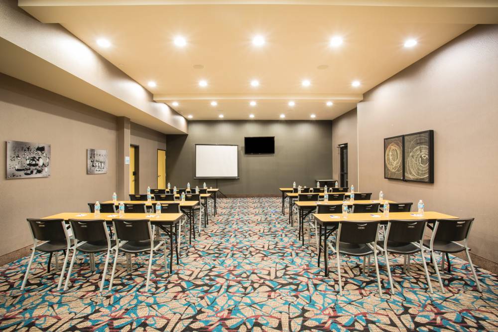 Holiday Inn Exp Amarillo West 10