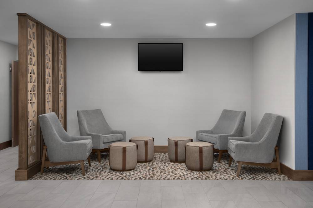 Holiday Inn Exp Bwi Airport Ne By Ihg 5