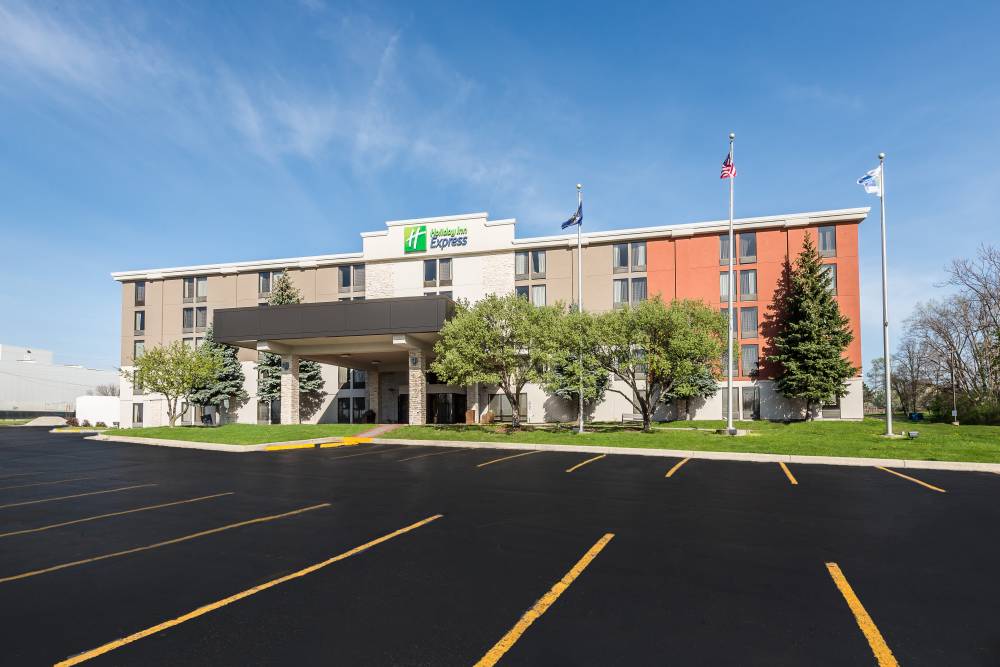 Holiday Inn Exp Campus Area 10