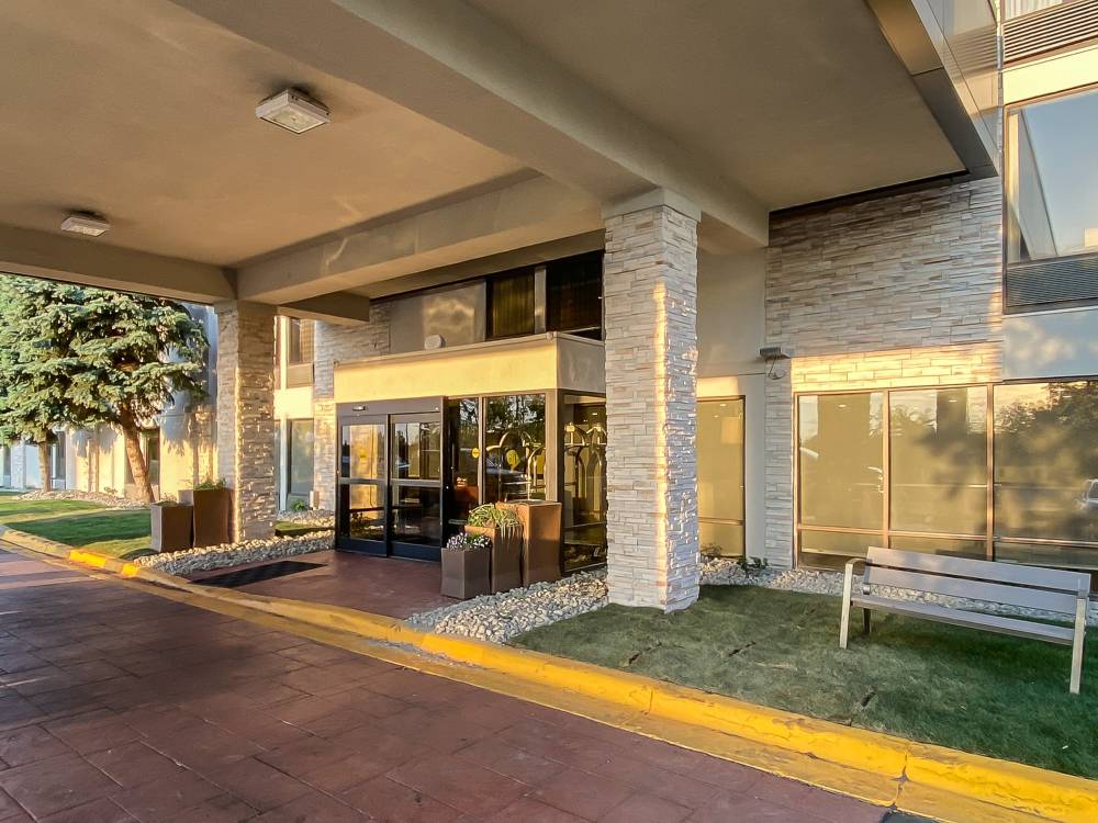 Holiday Inn Exp Campus Area 7