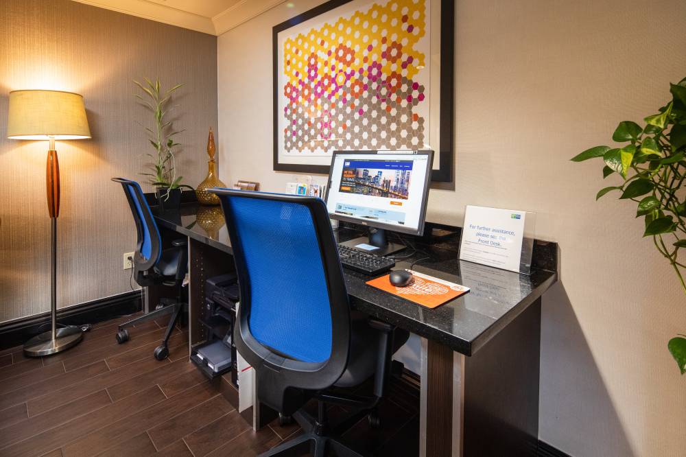 Holiday Inn Exp Castro Valley 5