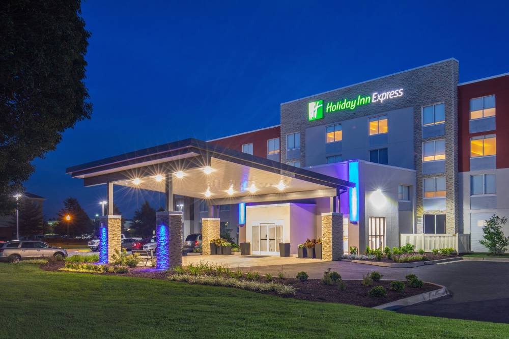 Holiday Inn Exp Chesapeake 10