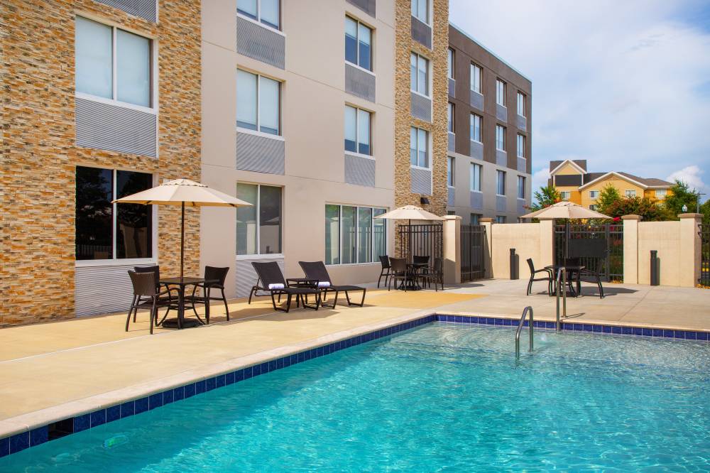 Holiday Inn Exp Chesapeake 9