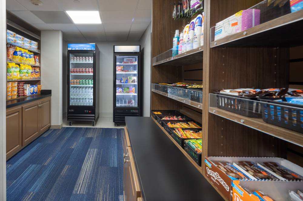 Holiday Inn Exp Coventry 5