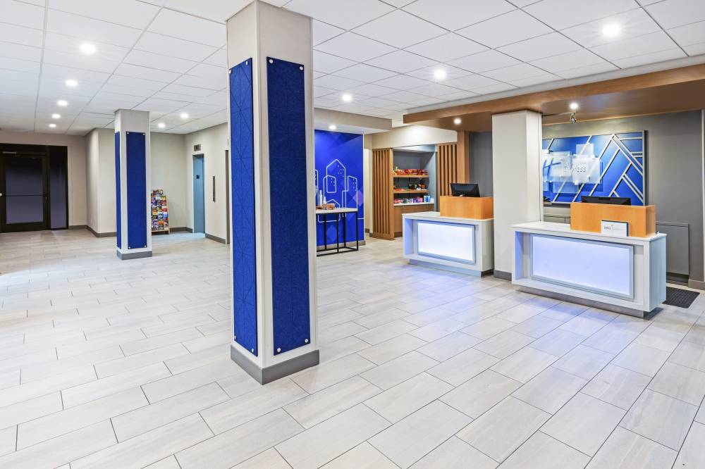 Holiday Inn Exp Downtown 5