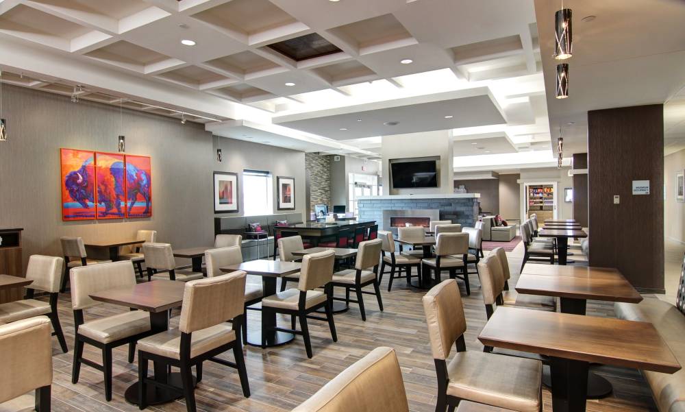 Holiday Inn Exp Fargo Sw 5
