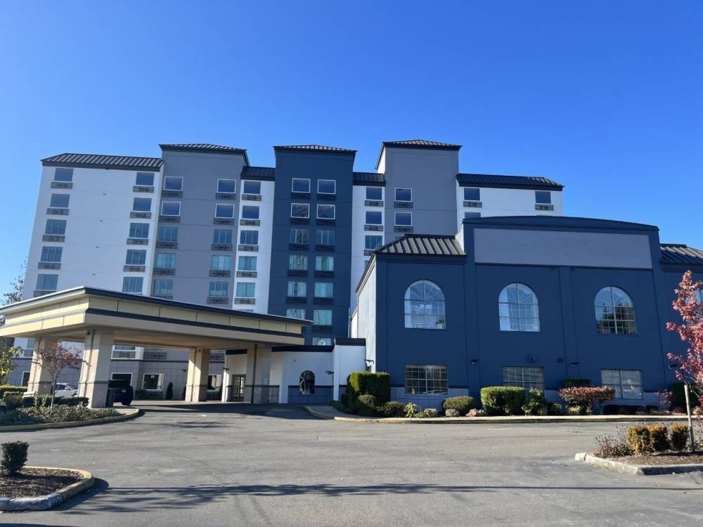 Holiday Inn Exp Federal Way 2