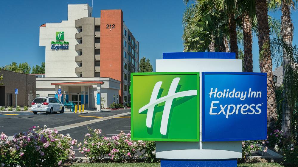 Holiday Inn Exp Fullerton Anahe 9
