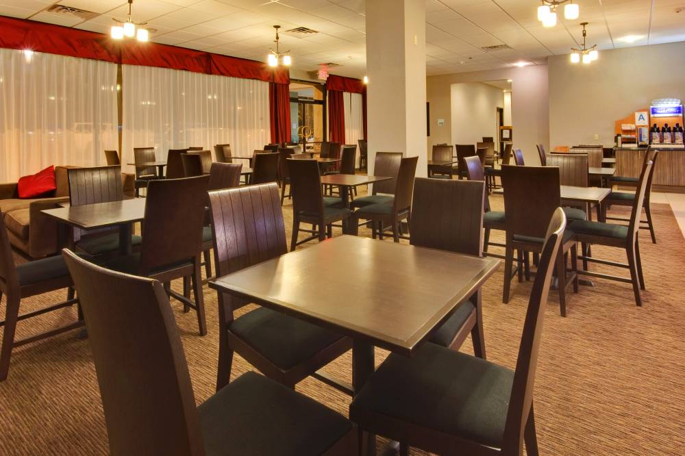 Holiday Inn Exp Lax Airport 6