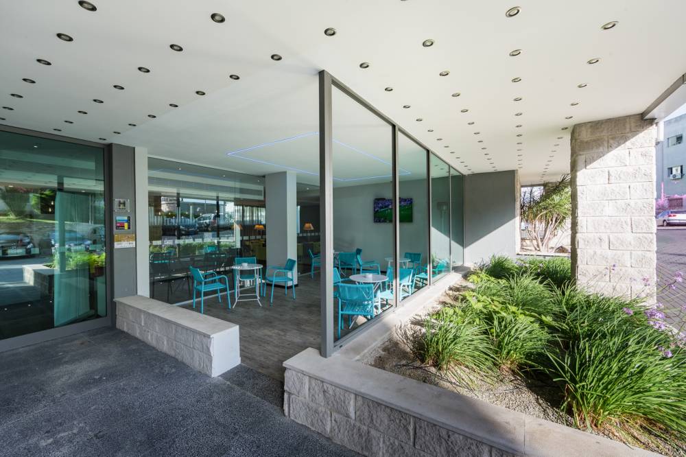 Holiday Inn Exp Lisbon Airport 2