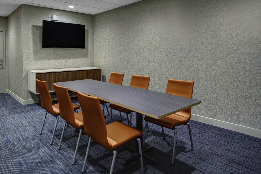 Holiday Inn Exp Mechanicsville 5