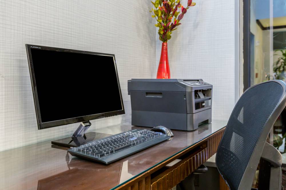 24 Hour Business Center with Work Station