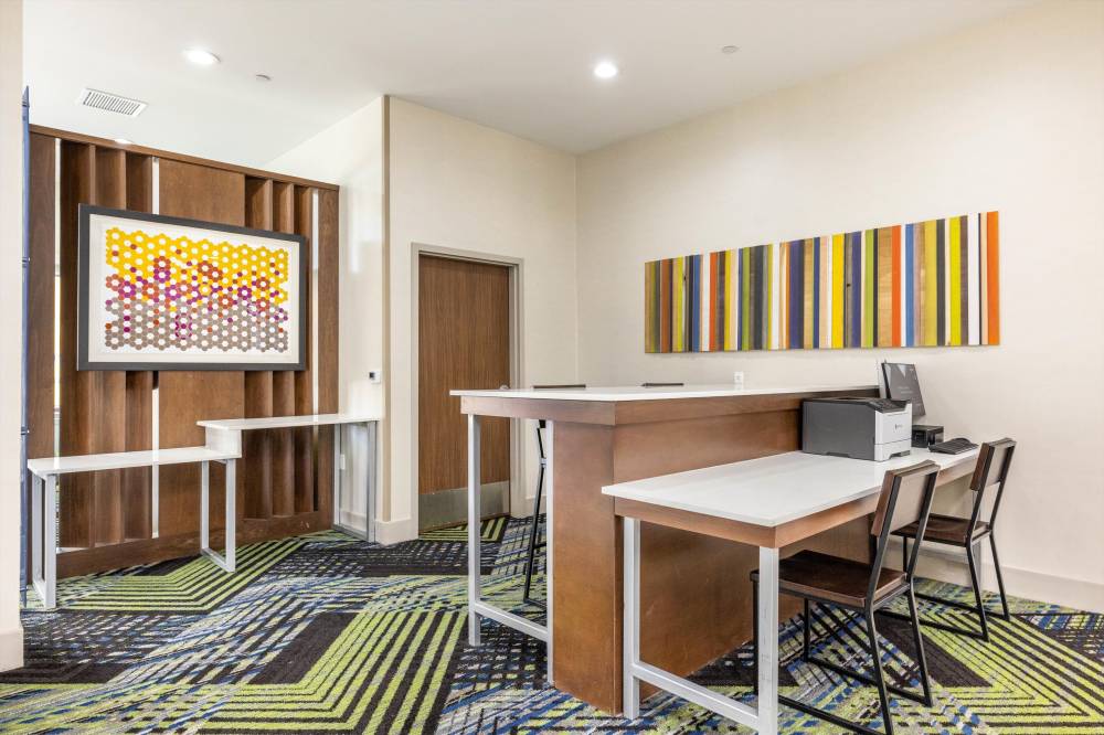 Holiday Inn Exp Sites Silicon Valley 7