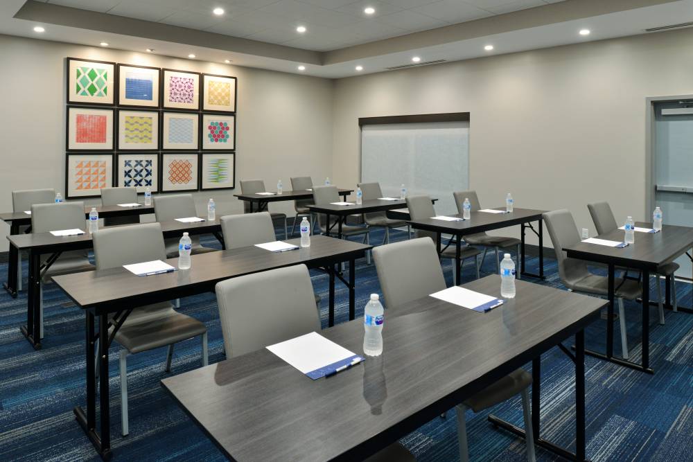 Holiday Inn Exp South Park 3