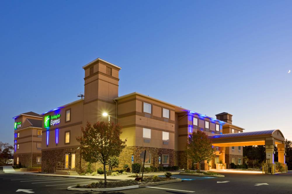 Holiday Inn Exp Stes Absecon 8