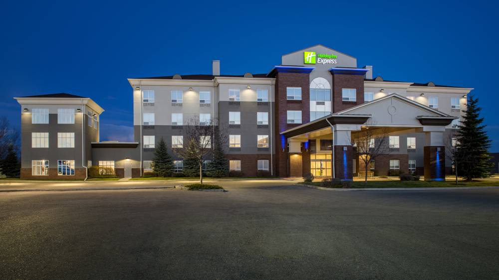 Holiday Inn Exp Stes Airdrie 5