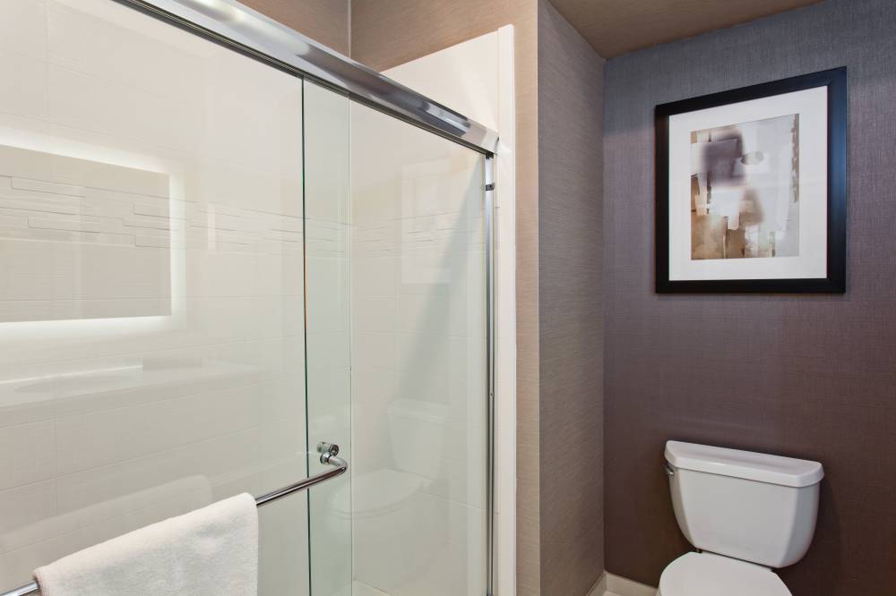 Holiday Inn Exp Stes Anaheim Re 8