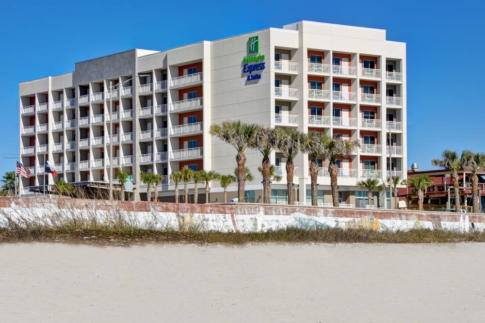 Holiday Inn Exp Stes Beach 9