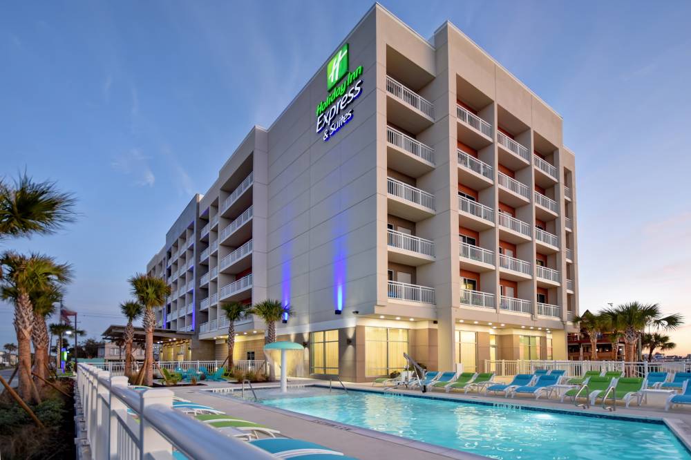 Holiday Inn Exp Stes Beach 2