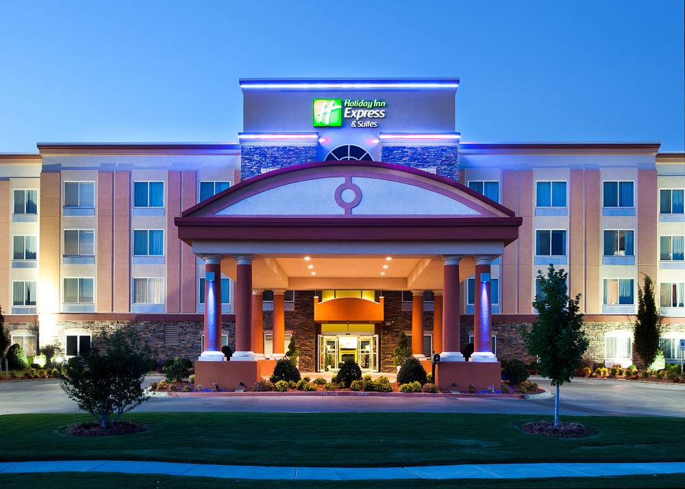 Holiday Inn Exp Stes Bixby 7