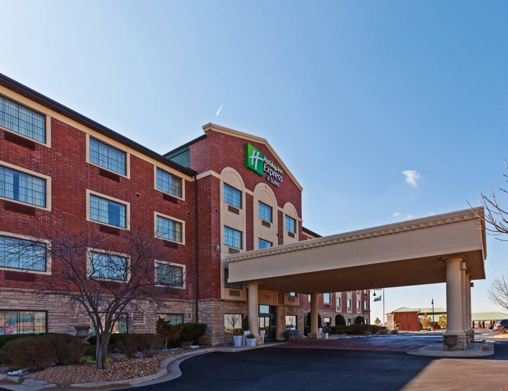 Holiday Inn Exp Stes Broken Arrow 6