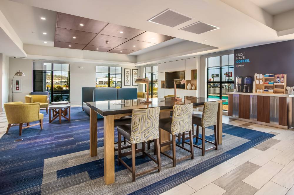 Holiday Inn Exp Stes Catoosa 7
