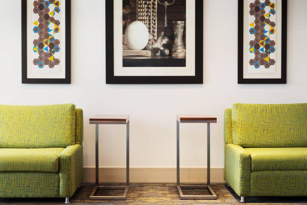 Holiday Inn Exp Stes Chatham Pkwy 8