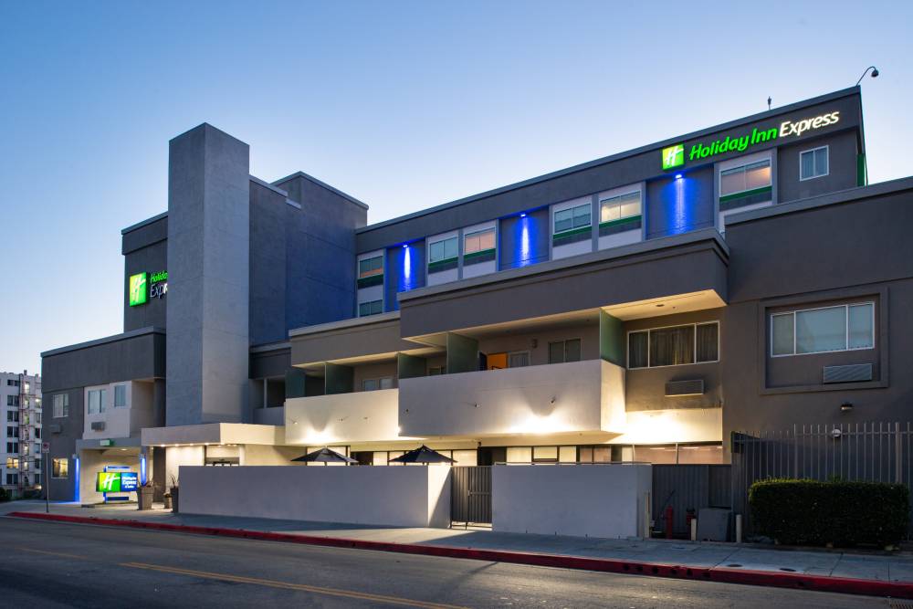 Holiday Inn Exp Stes Downtown West 4