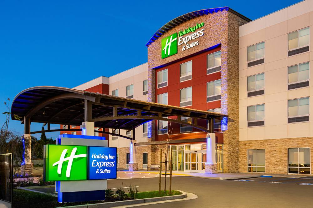 Holiday Inn Exp Stes Hayward By Ihg 5