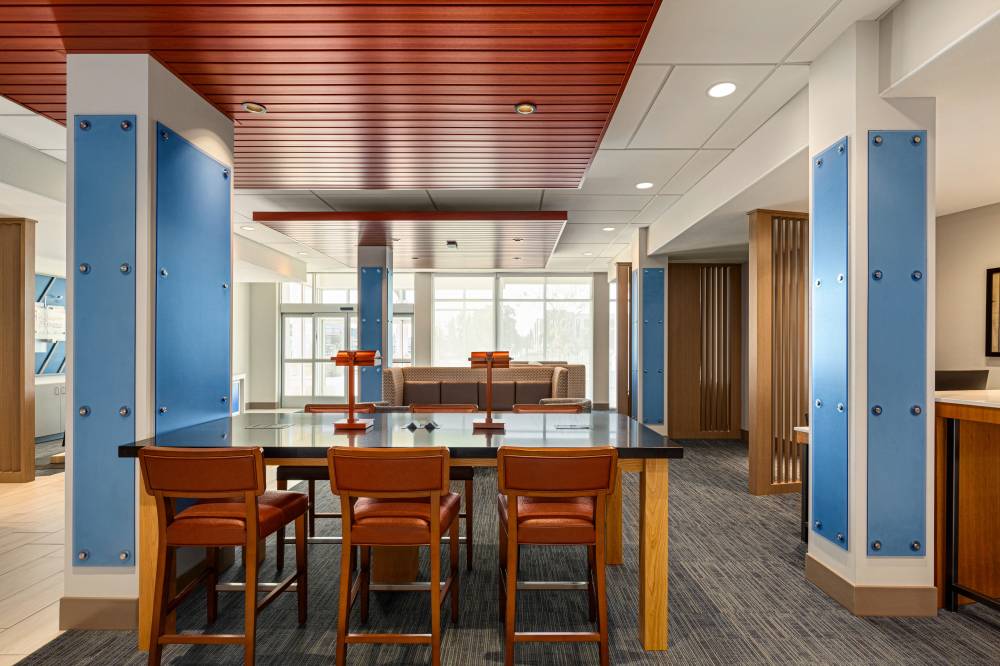 Holiday Inn Exp Stes Hayward By Ihg 2
