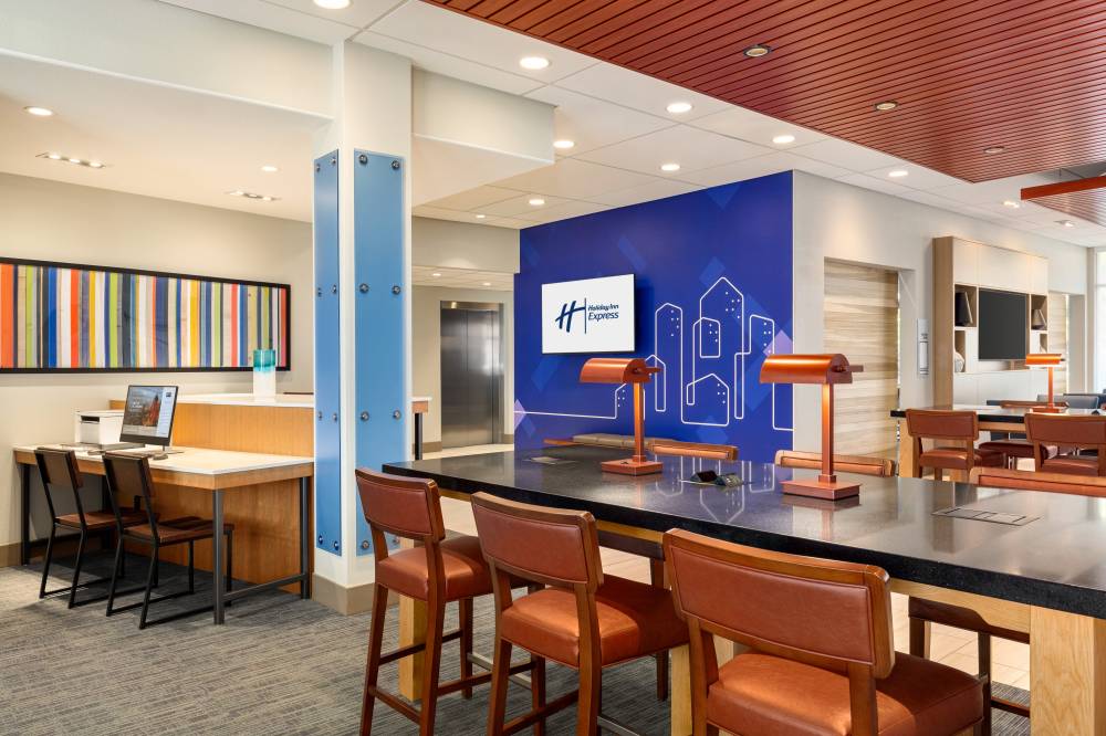 Holiday Inn Exp Stes Hayward By Ihg 7