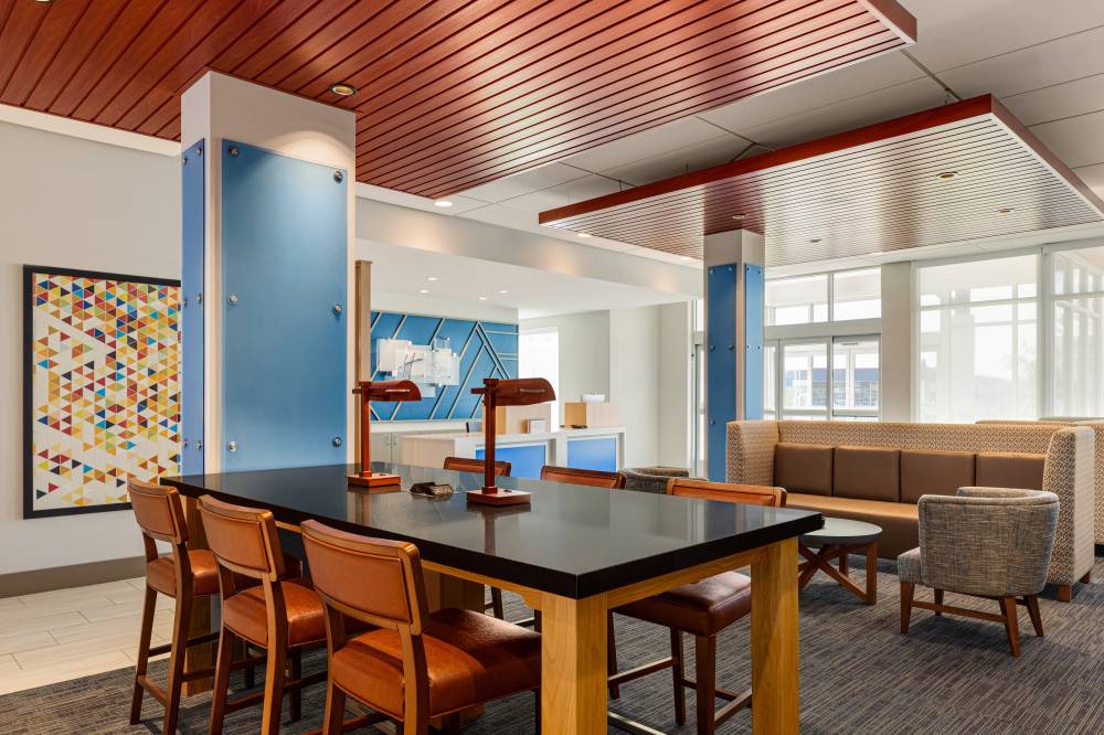 Holiday Inn Exp Stes Hayward By Ihg 3
