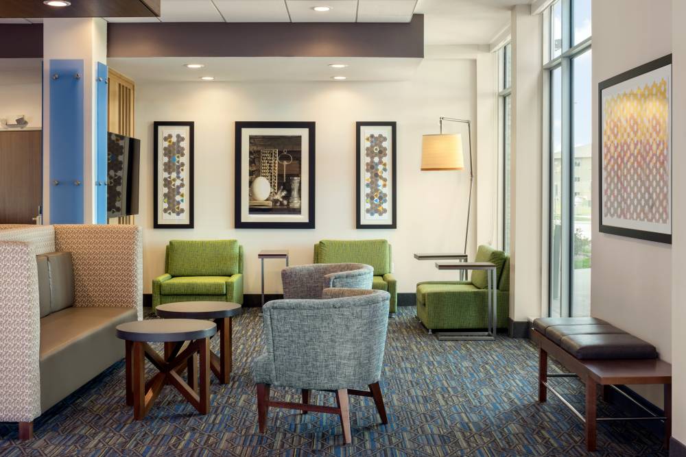 Holiday Inn Exp Stes Jordan West 7