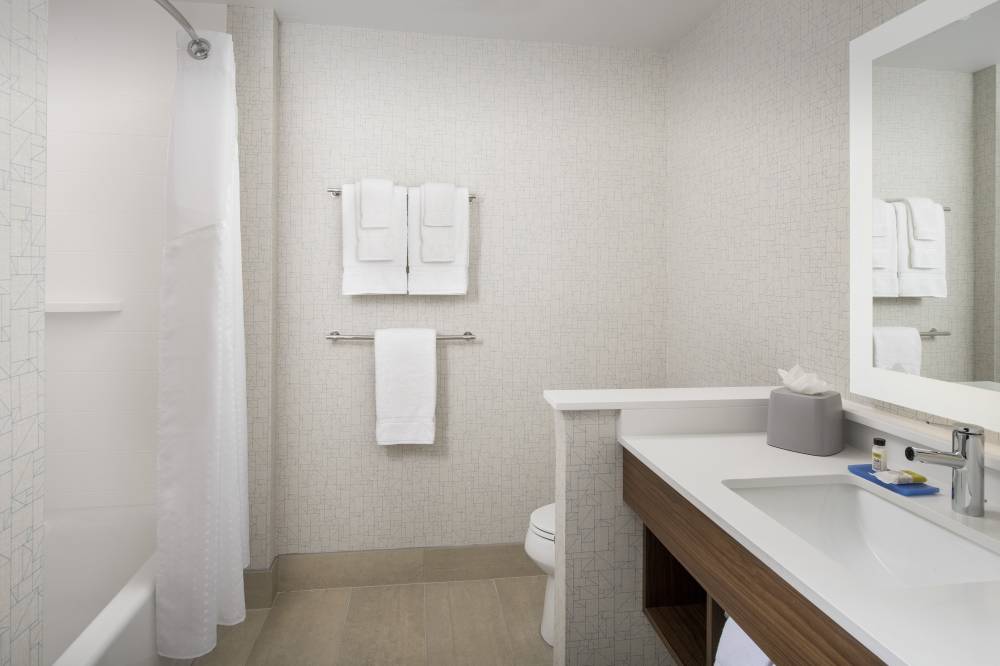Holiday Inn Exp Stes Kingsland Naval Bas 5