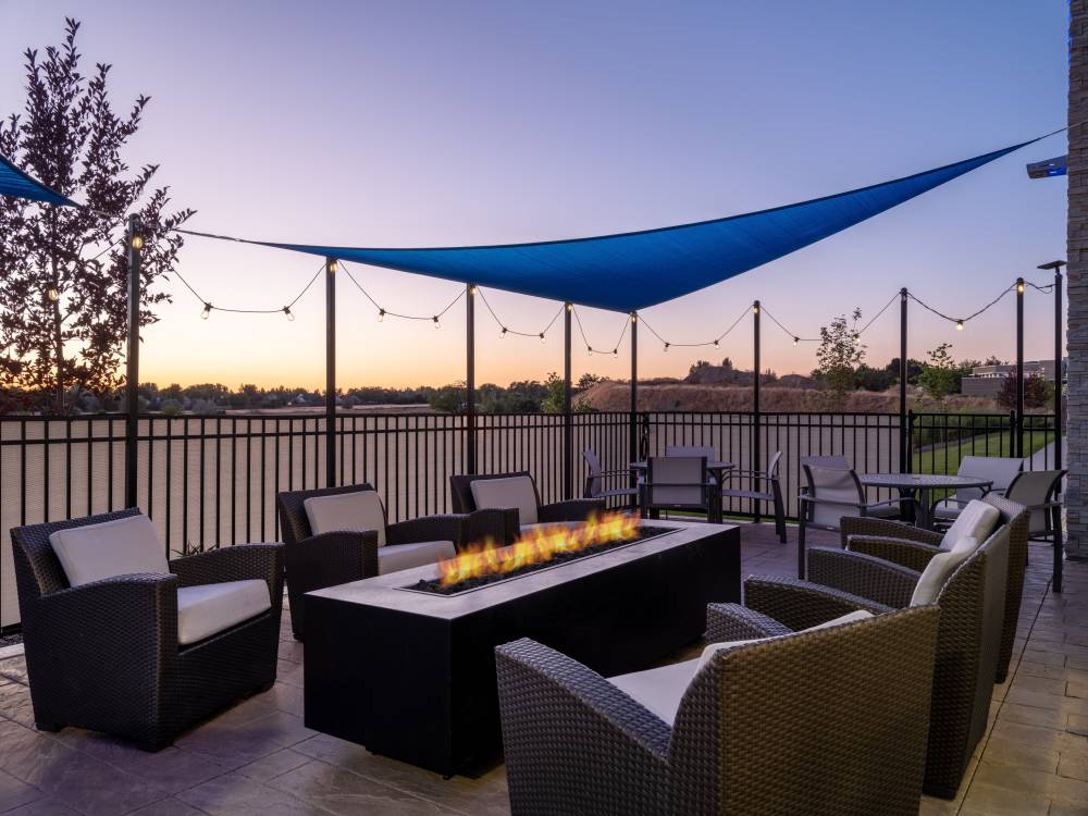 Holiday Inn Exp Stes Meridian By Ihg 7