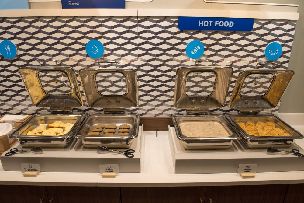 Holiday Inn Exp Stes North Vandalia 6