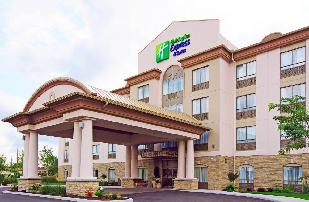 Holiday Inn Exp Stes Ottawa S 3